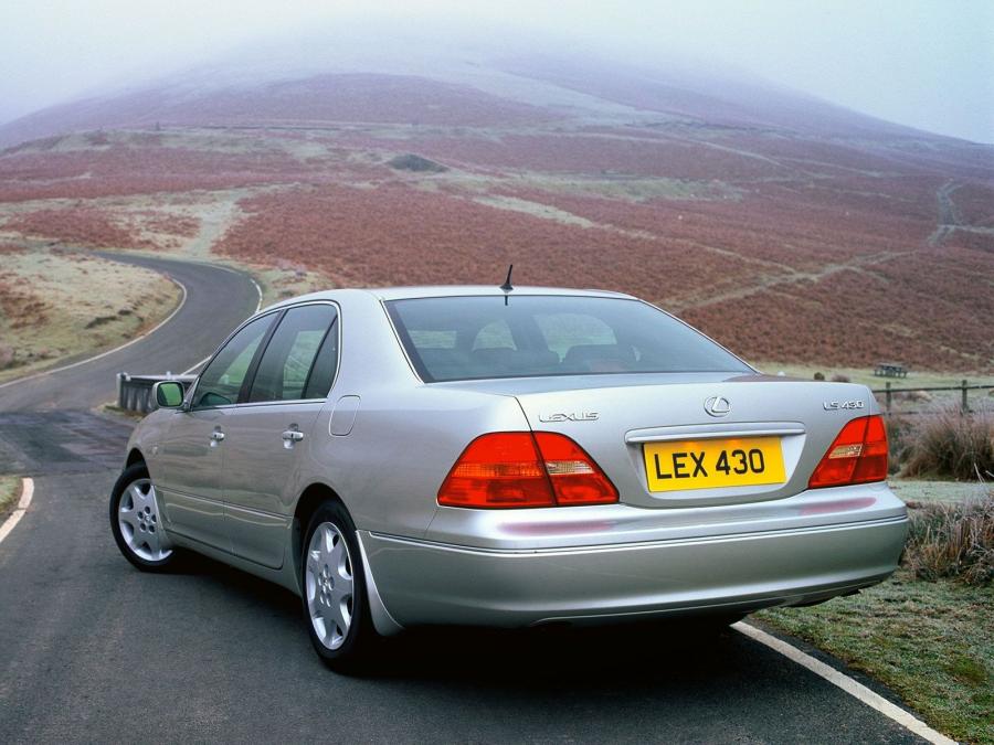  Lexus LS430 2000 года  (UK) (фото 5 из 7)